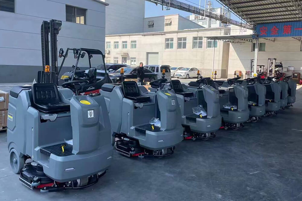 德国凯驰洗地机顺利交机